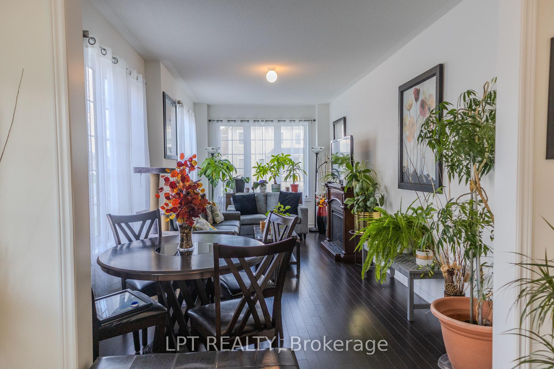 Photo 9 of 718 Anishinaabe Drive, Shelburne — HOMEH