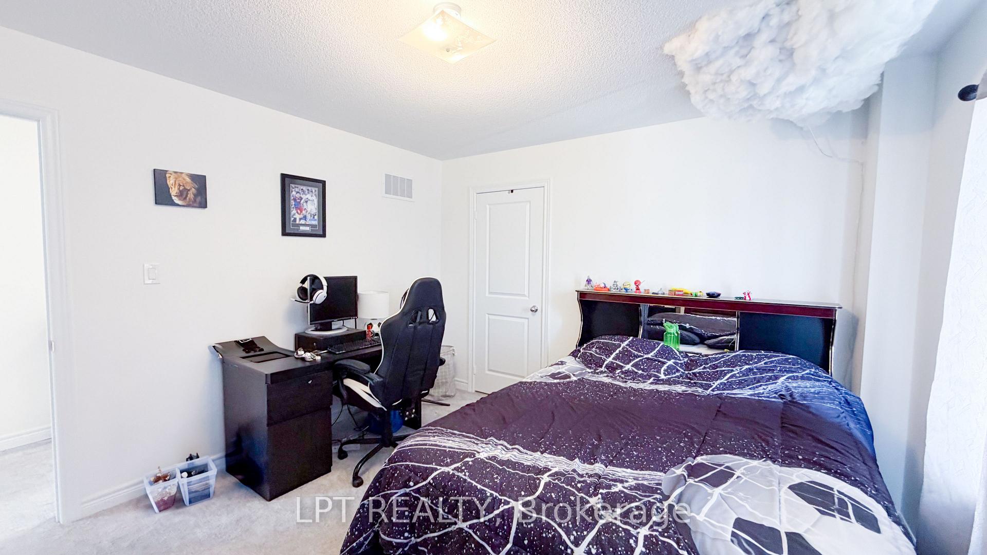 Photo 13 of 718 Anishinaabe Drive, Shelburne — HOMEH