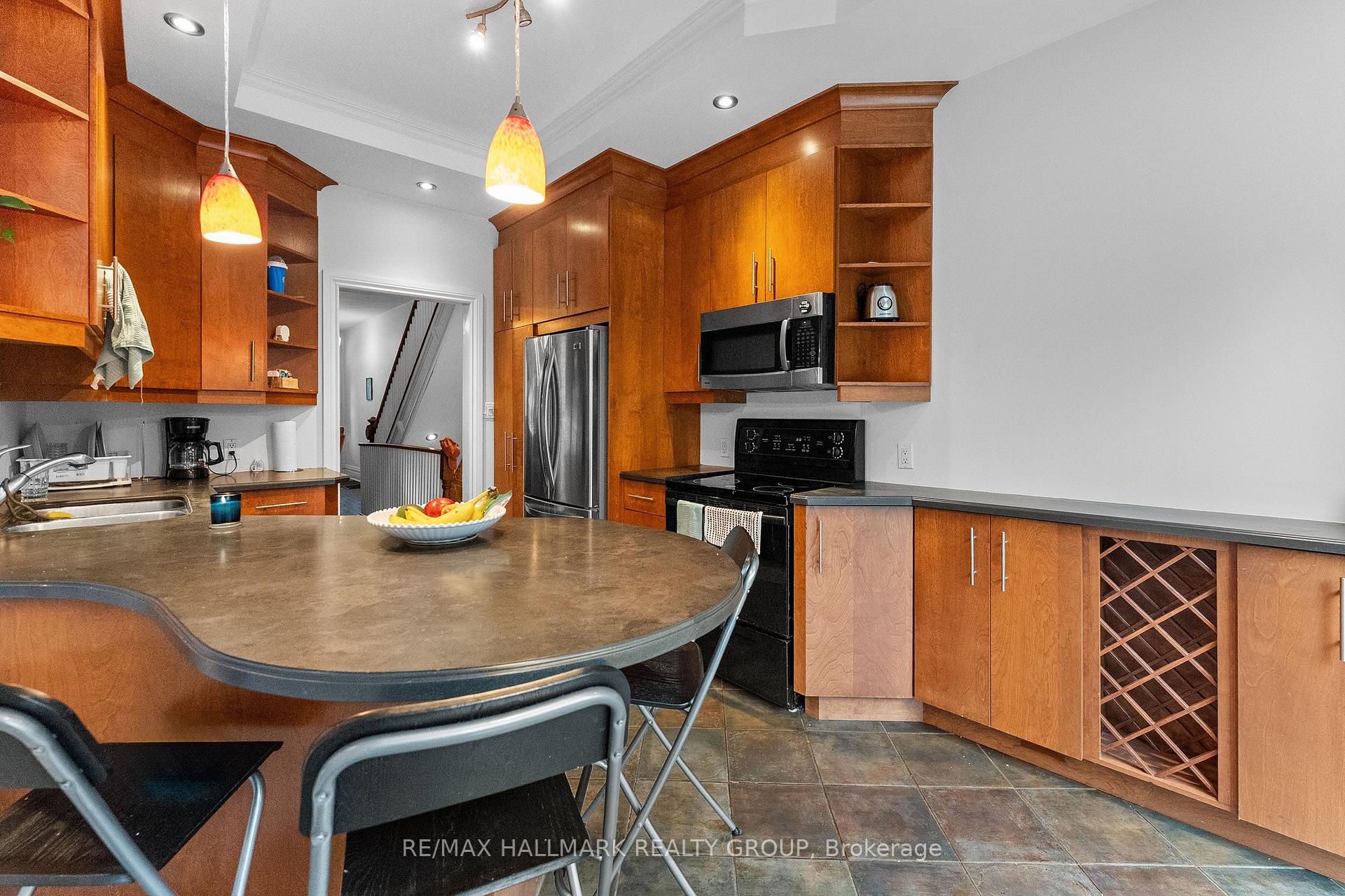 Photo 12 of 157 St Andrew Street, Ottawa, Lower Town/Byward Market — HOMEH