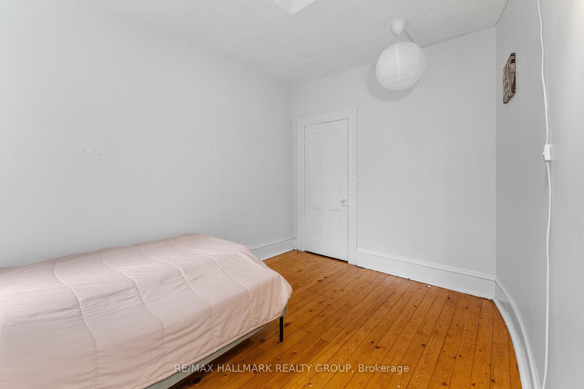 Photo 15 of 157 St Andrew Street, Ottawa, Lower Town/Byward Market — HOMEH