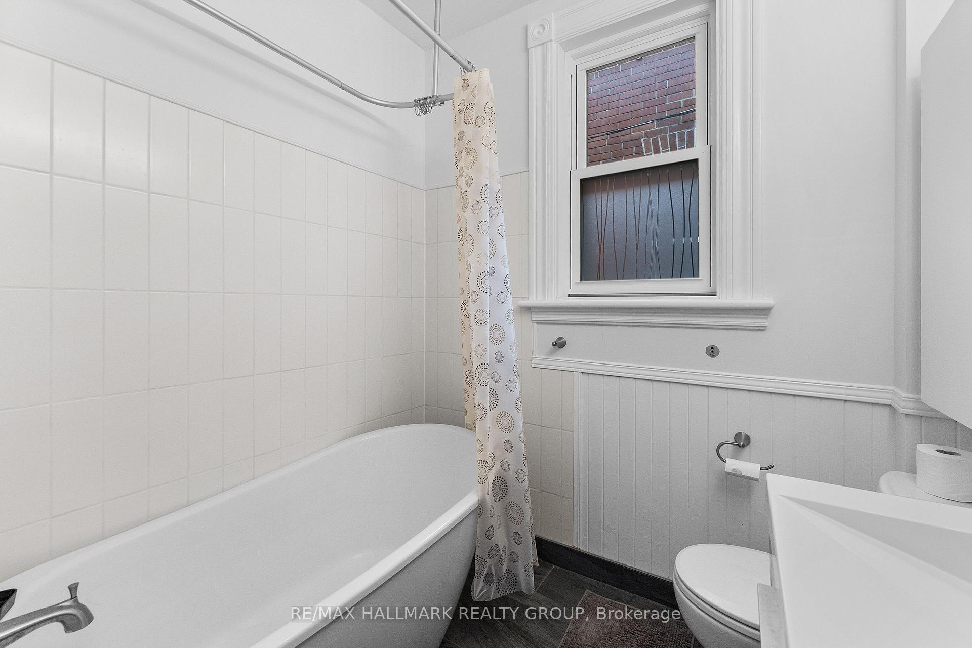 Photo 19 of 157 St Andrew Street, Ottawa, Lower Town/Byward Market — HOMEH