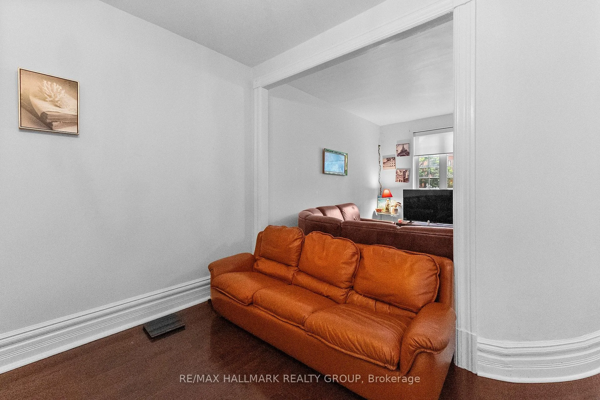 Photo 7 of 157 St Andrew Street, Ottawa, Lower Town/Byward Market — HOMEH