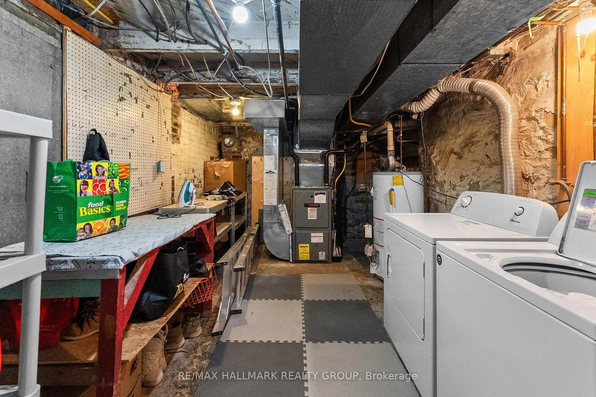 Photo 38 of 157 St Andrew Street, Ottawa, Lower Town/Byward Market — HOMEH