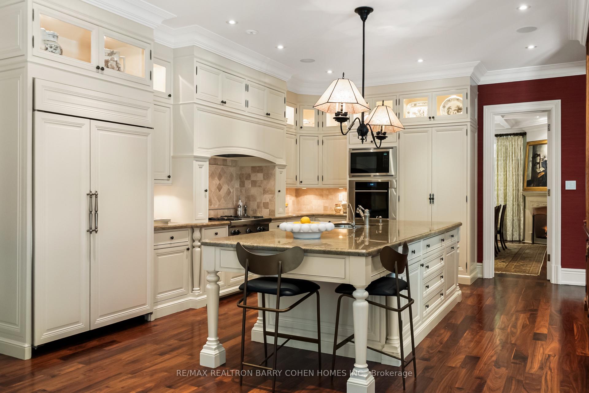 Photo 7 of 113 Donwoods Drive, North York, Bridle Path-Sunnybrook-York Mills — HOMEH