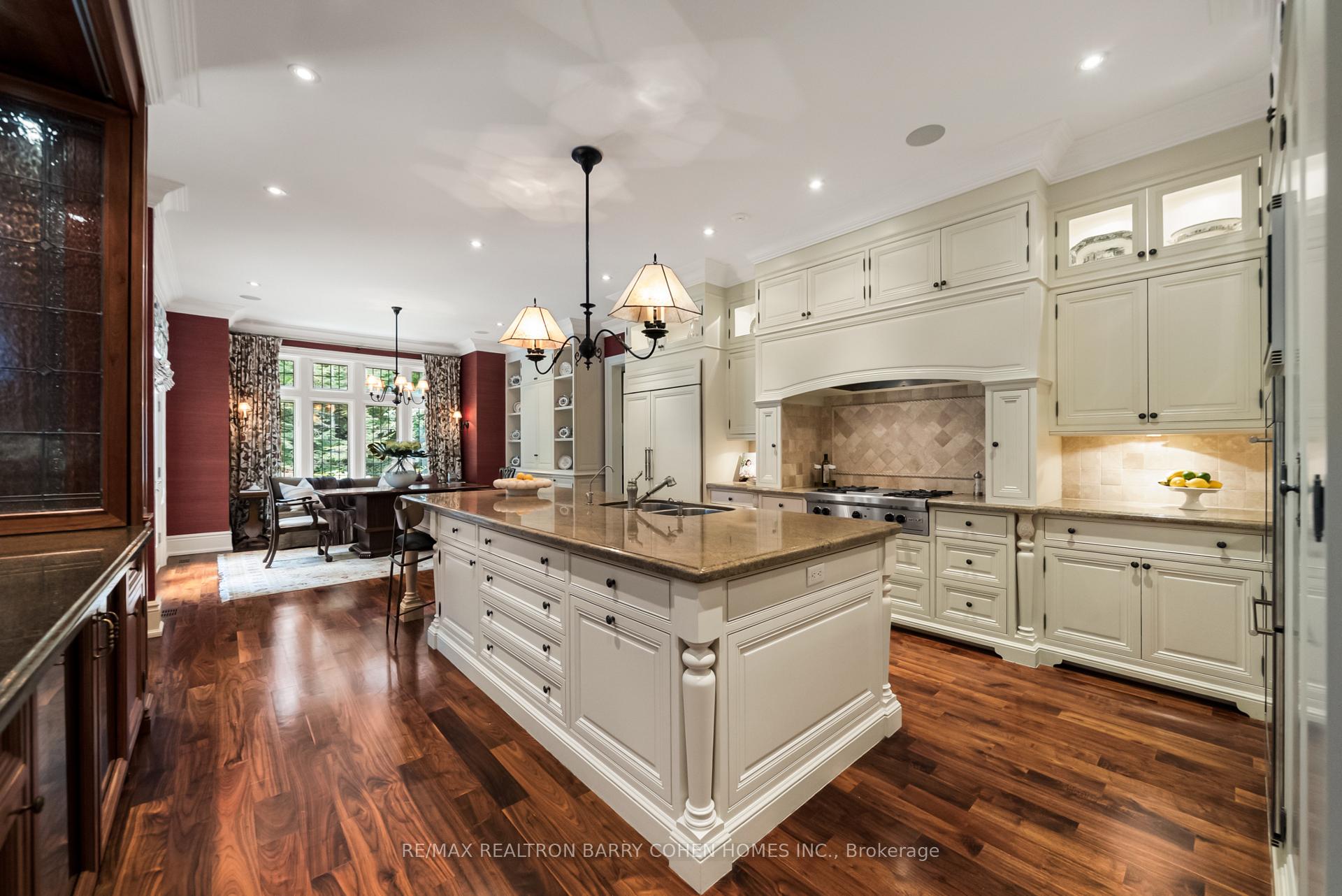 Photo 8 of 113 Donwoods Drive, North York, Bridle Path-Sunnybrook-York Mills — HOMEH