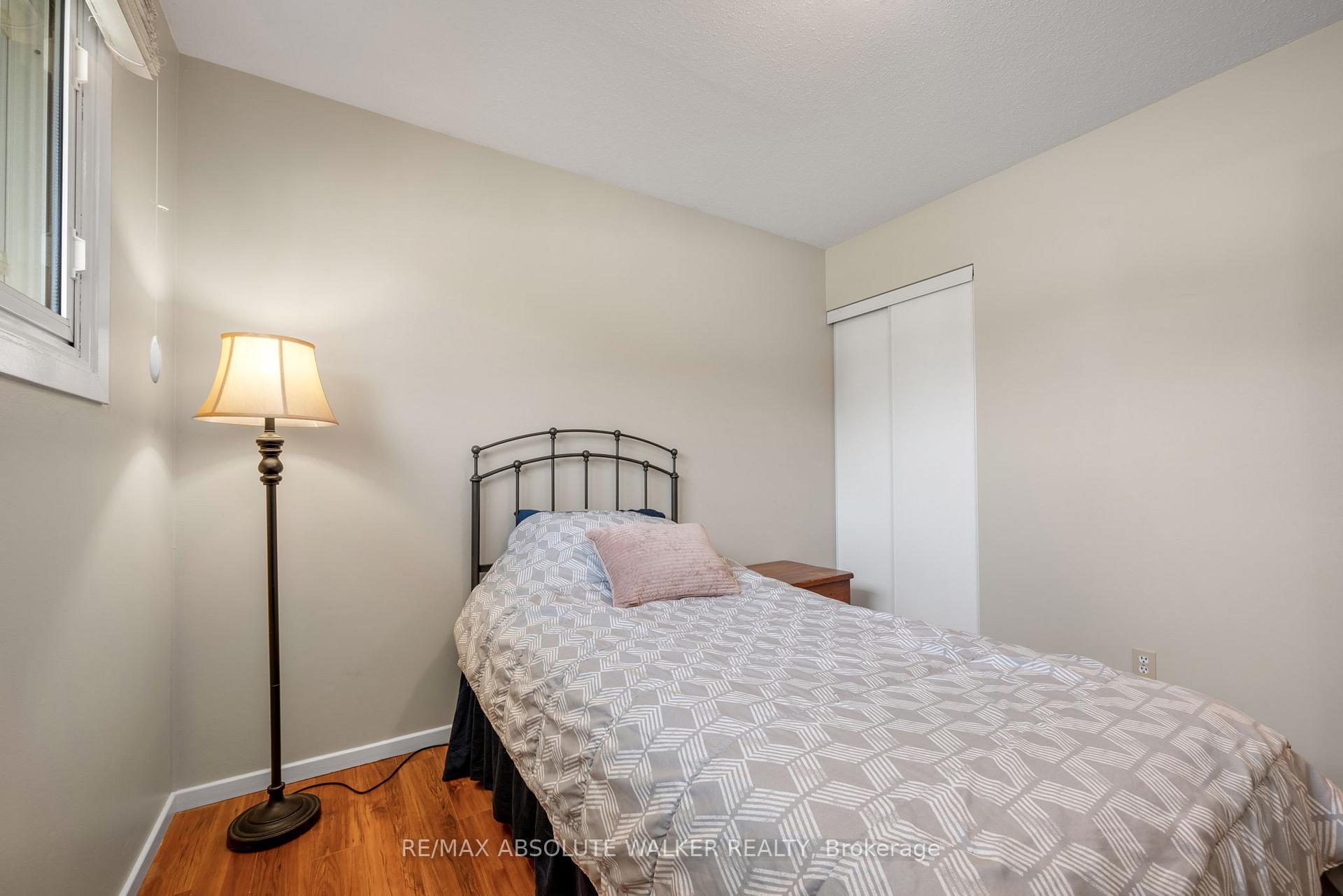 Photo 28 of 337 Roxdale Avenue, Ottawa, Bilberry Creek/Queenswood Heights — HOMEH