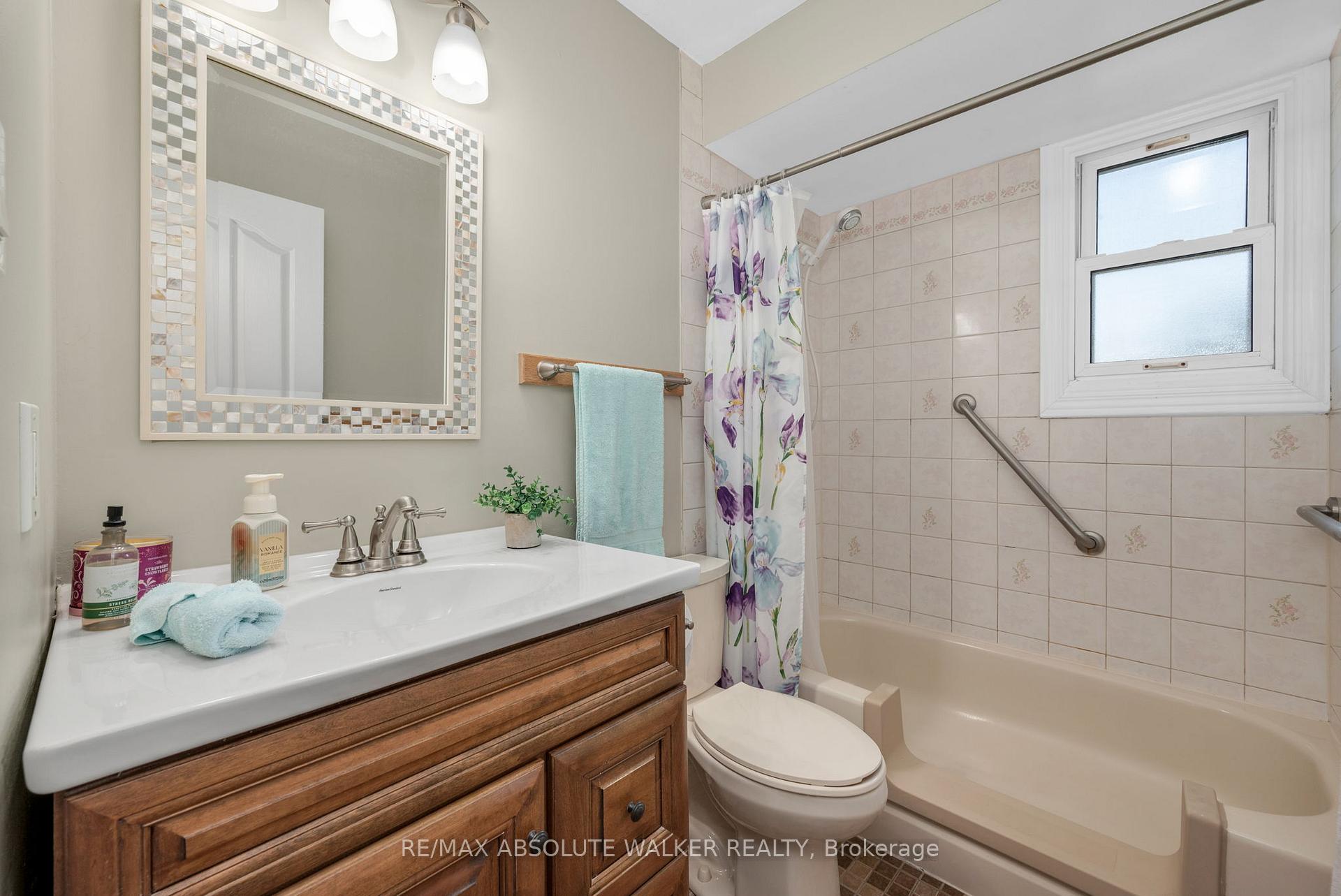Photo 30 of 337 Roxdale Avenue, Ottawa, Bilberry Creek/Queenswood Heights — HOMEH