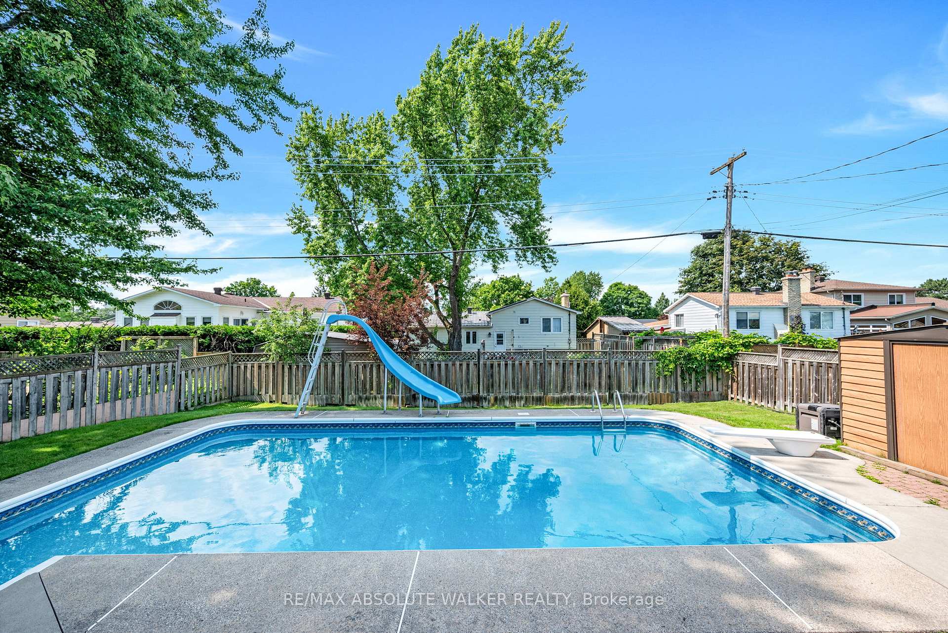 Photo 43 of 337 Roxdale Avenue, Ottawa, Bilberry Creek/Queenswood Heights — HOMEH