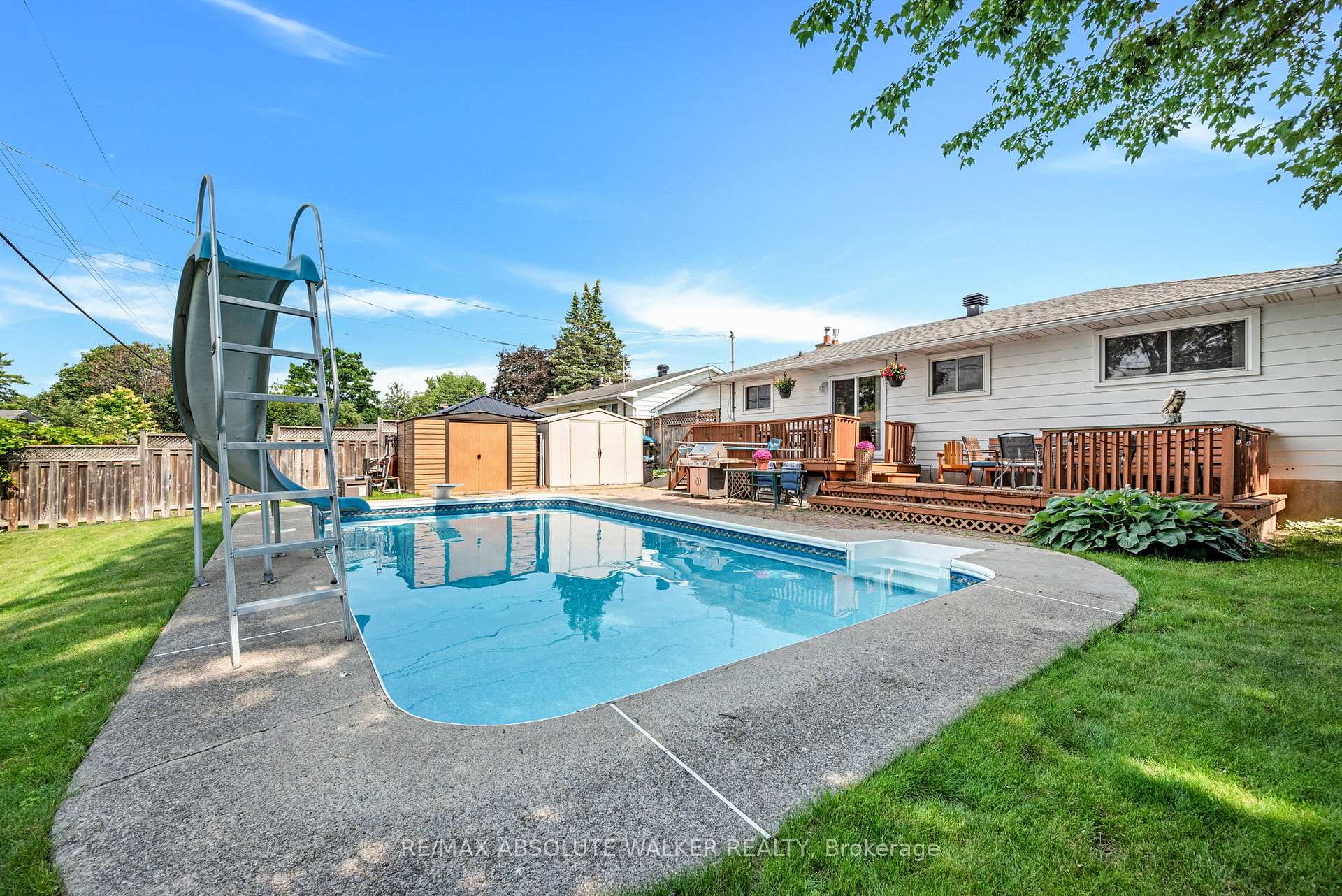 Photo 46 of 337 Roxdale Avenue, Ottawa, Bilberry Creek/Queenswood Heights — HOMEH