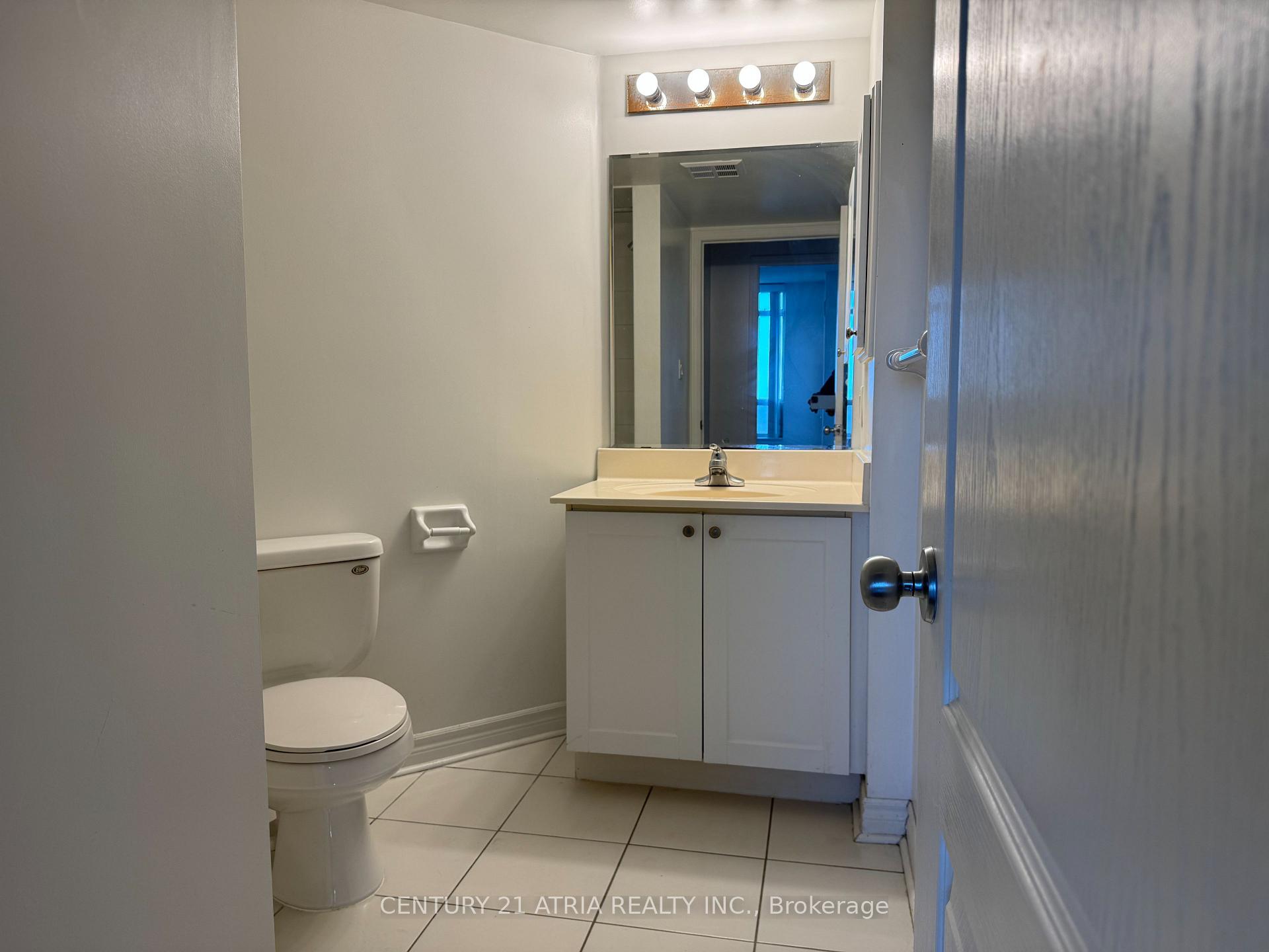 Photo 5 of Unit 1111, 3 Rean Drive, North York, Bayview Village — HOMEH