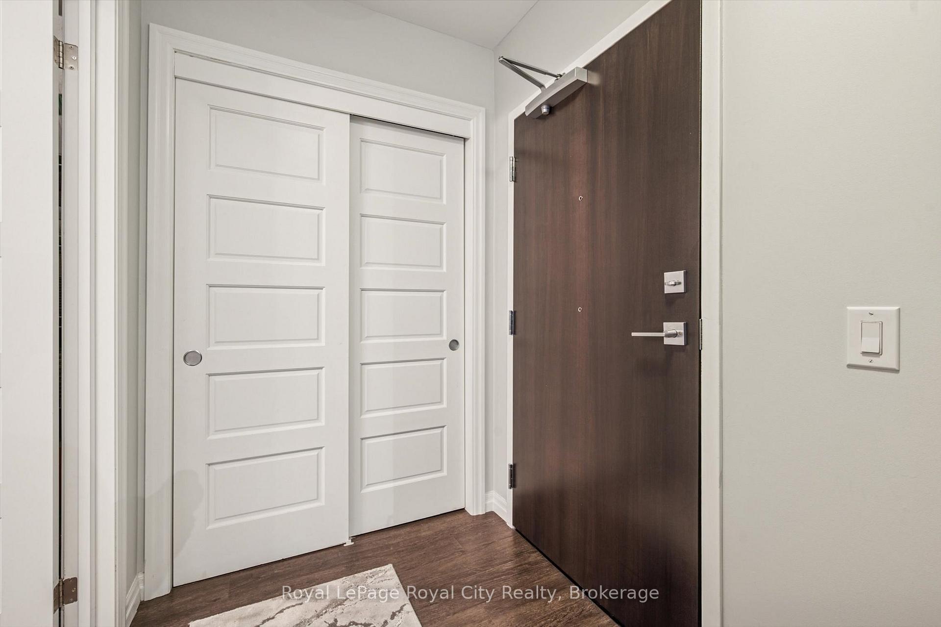 Photo 8 of Unit 121, 35 Kingsbury Square, Guelph, Pineridge/Westminster Woods — HOMEH
