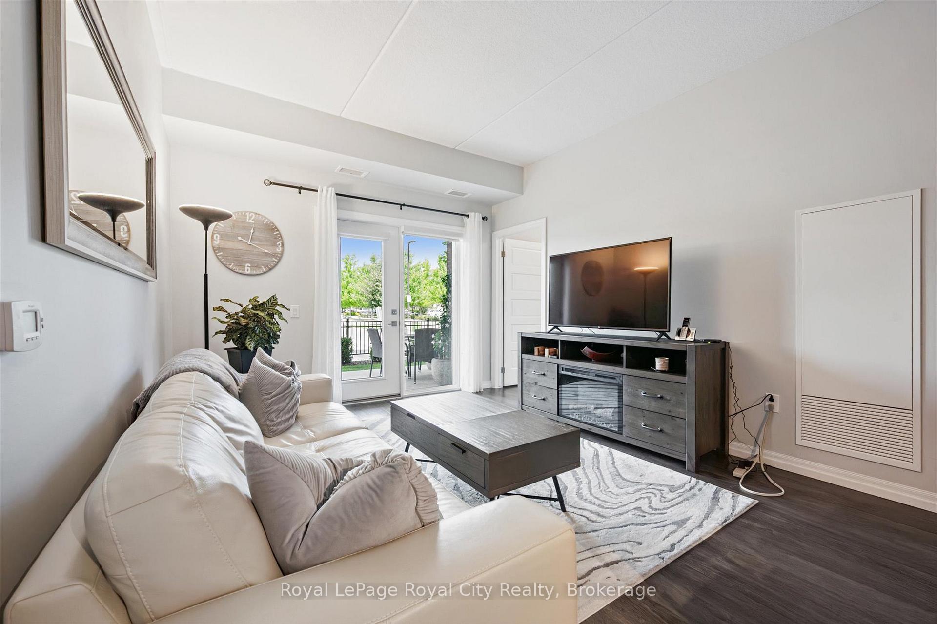 Photo 11 of Unit 121, 35 Kingsbury Square, Guelph, Pineridge/Westminster Woods — HOMEH