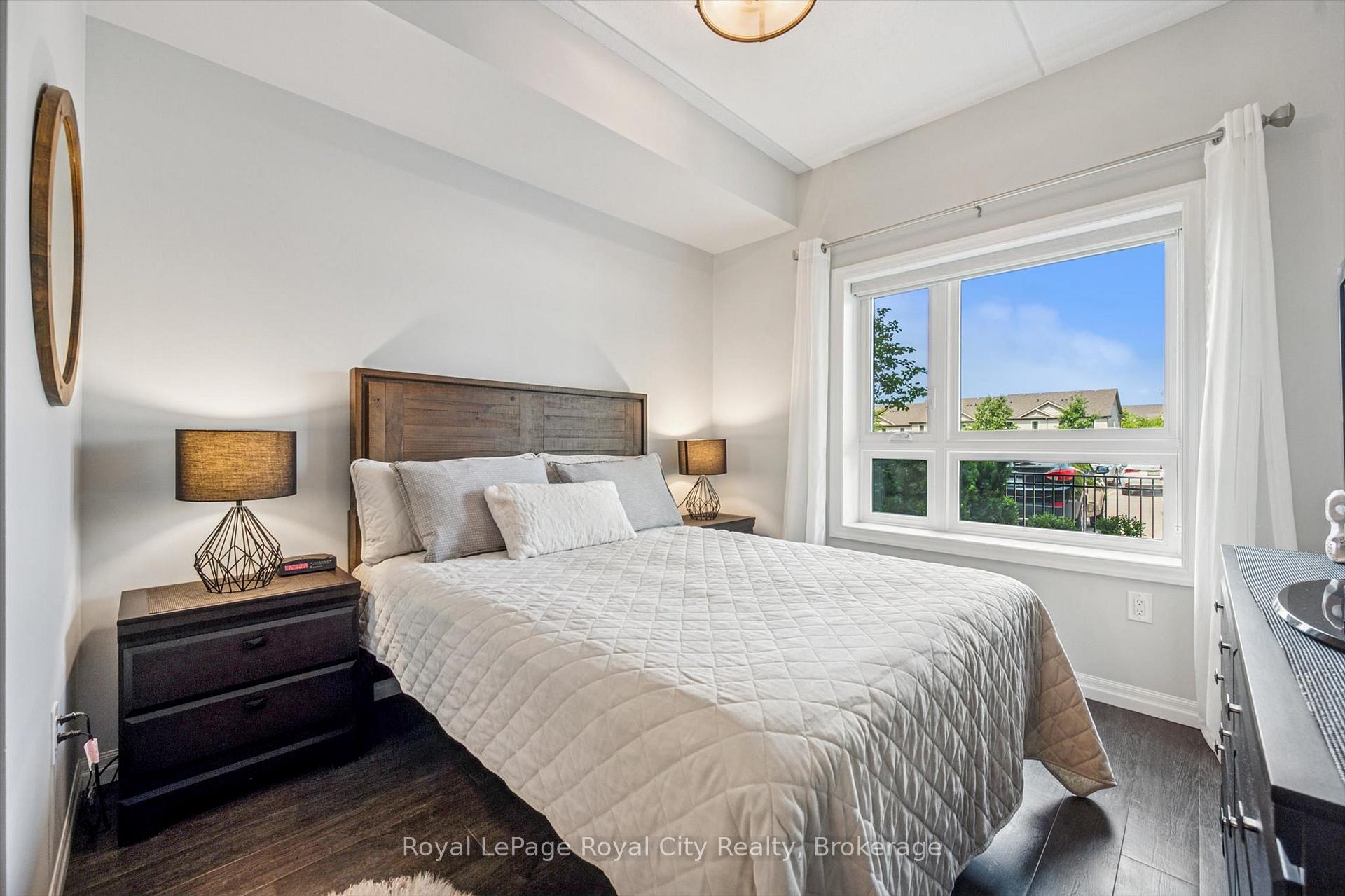 Photo 19 of Unit 121, 35 Kingsbury Square, Guelph, Pineridge/Westminster Woods — HOMEH