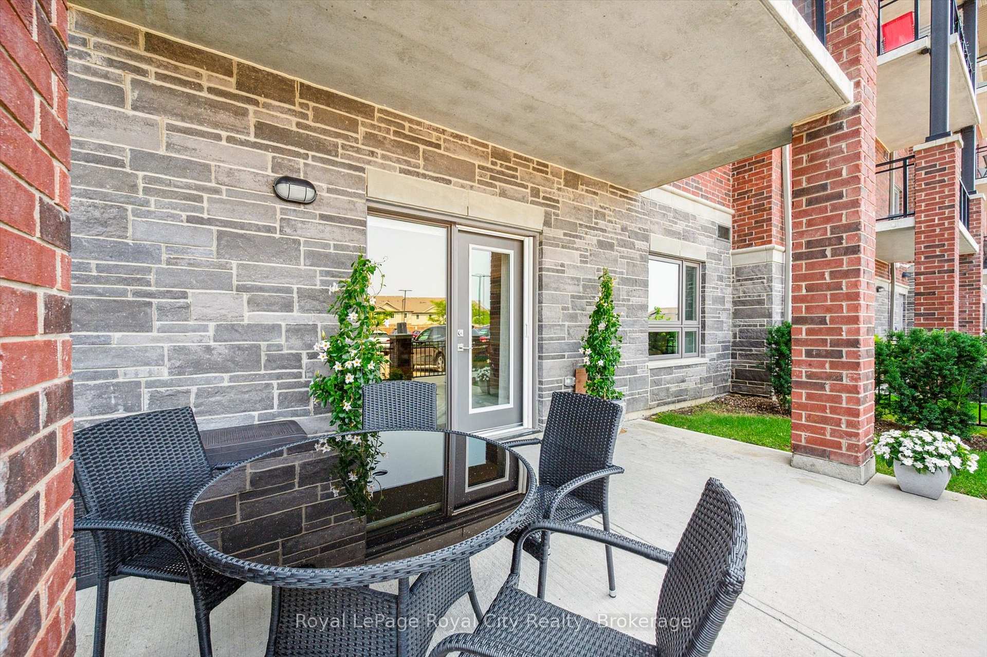 Photo 29 of Unit 121, 35 Kingsbury Square, Guelph, Pineridge/Westminster Woods — HOMEH