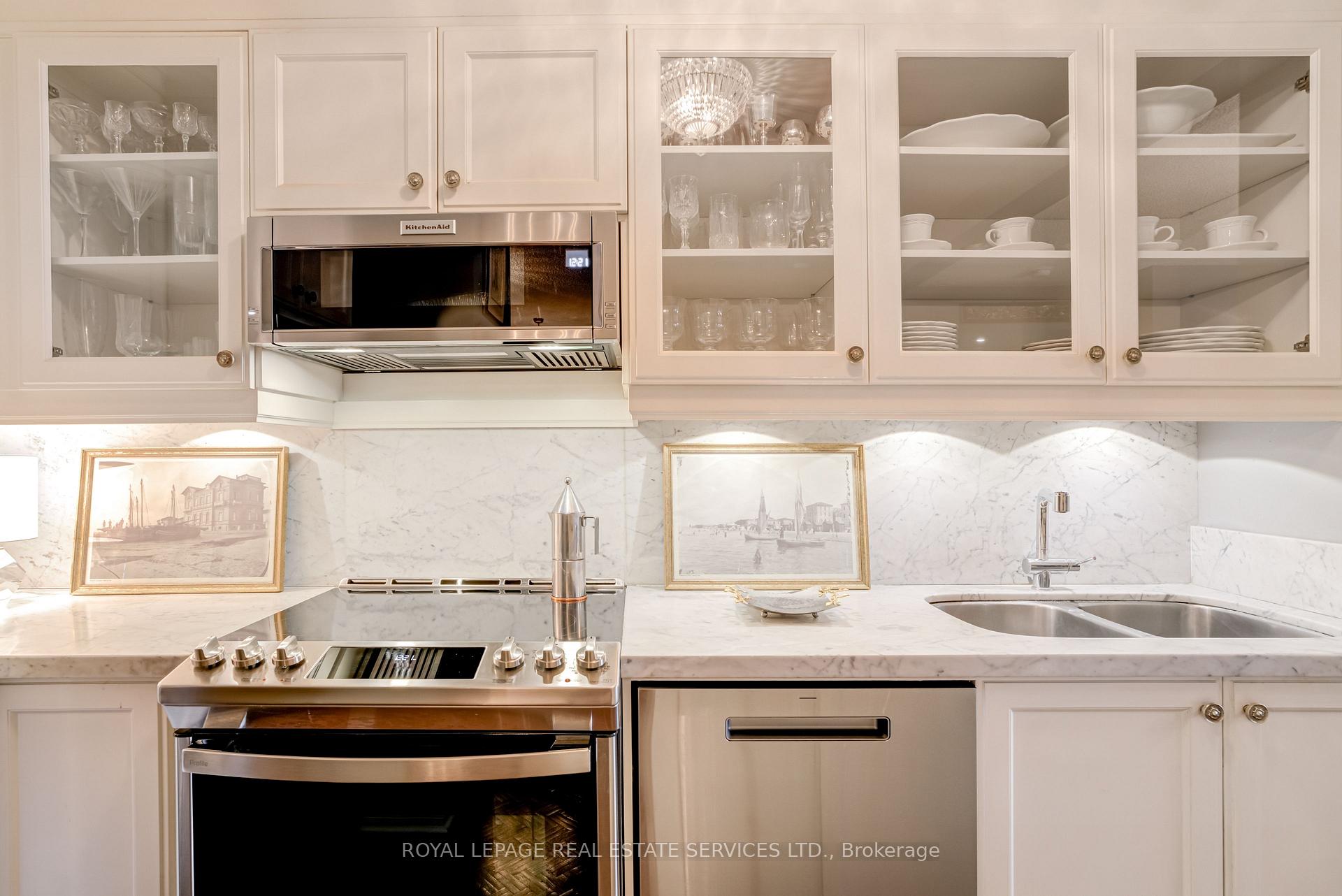 Photo 8 of Unit 509, 17 Michael Power Place, Etobicoke, Islington-City Centre West — HOMEH