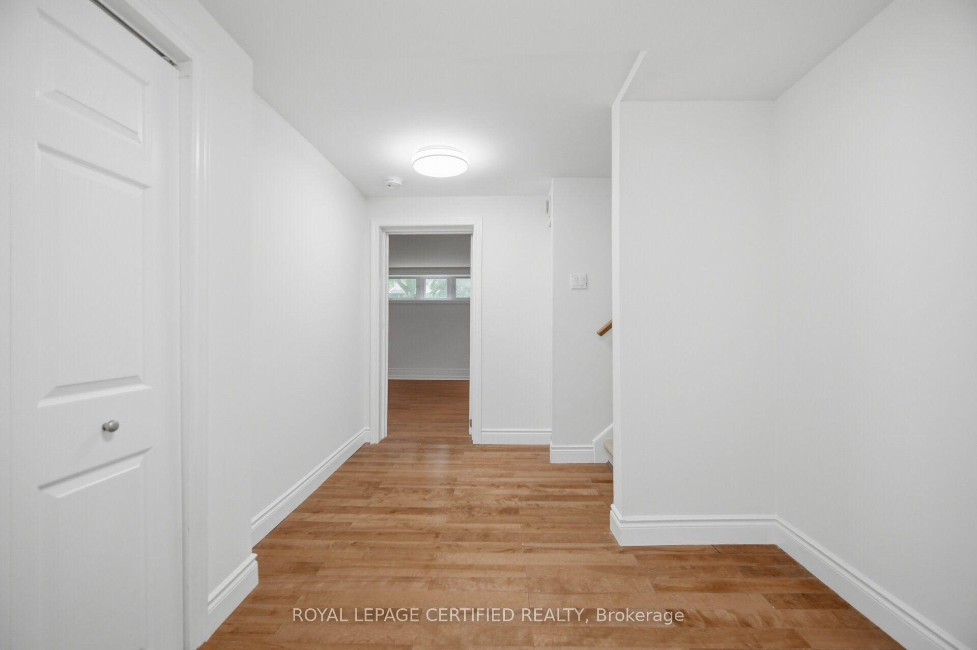 Photo 32 of 3490 Rexway Drive, Burlington, Roseland — HOMEH