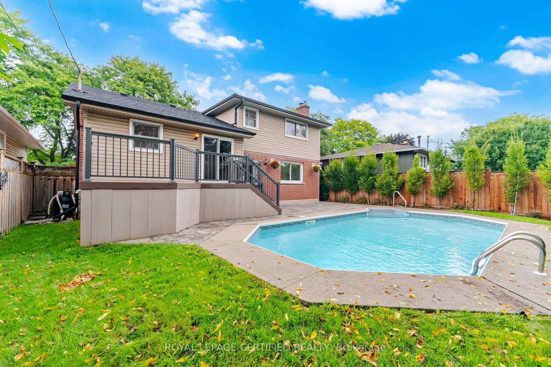 Photo 46 of 3490 Rexway Drive, Burlington, Roseland — HOMEH