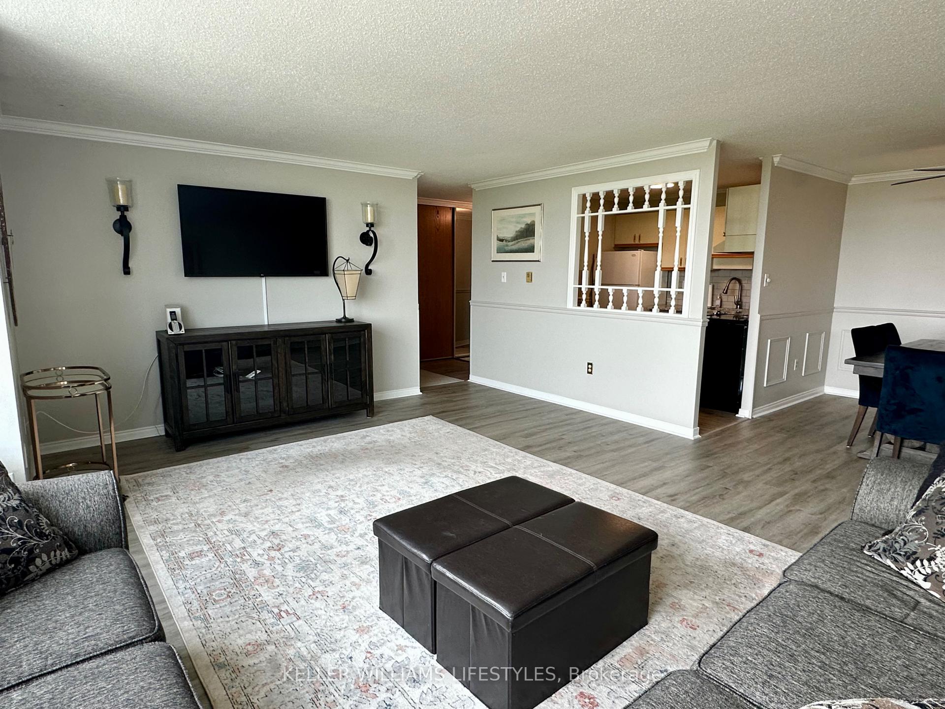 Photo 4 of Unit 710, 45 Pond Mills Road, London, South J — HOMEH