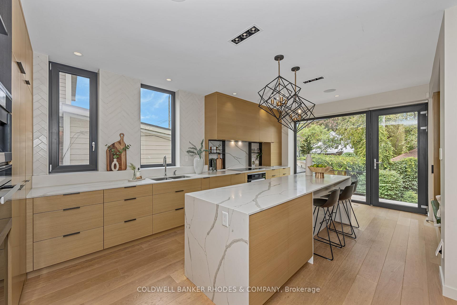 Photo 10 of 39 Merritt Avenue, Ottawa, Ottawa East — HOMEH