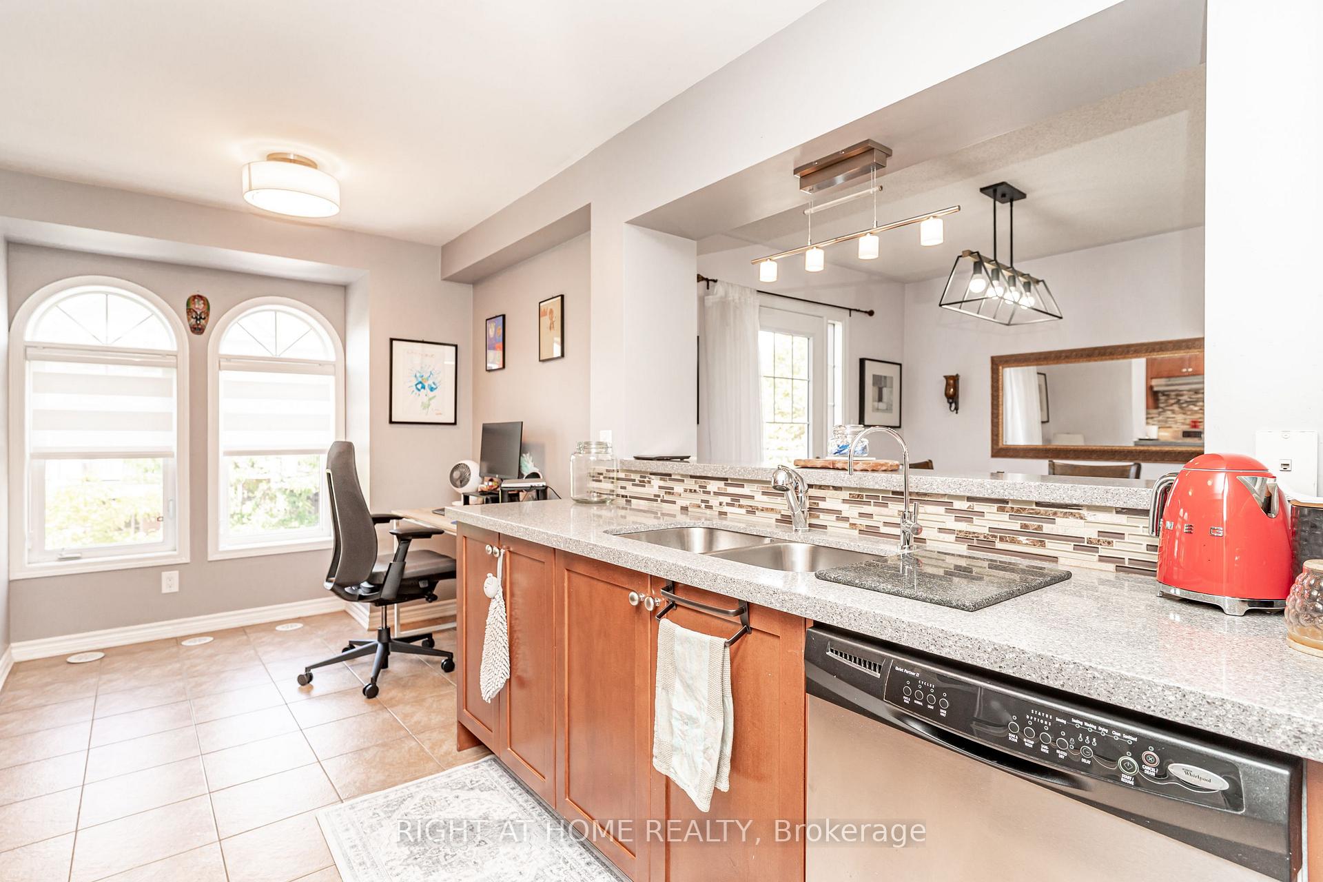 Photo 16 of 264 Wetenhall Landing, Milton, Harrison — HOMEH