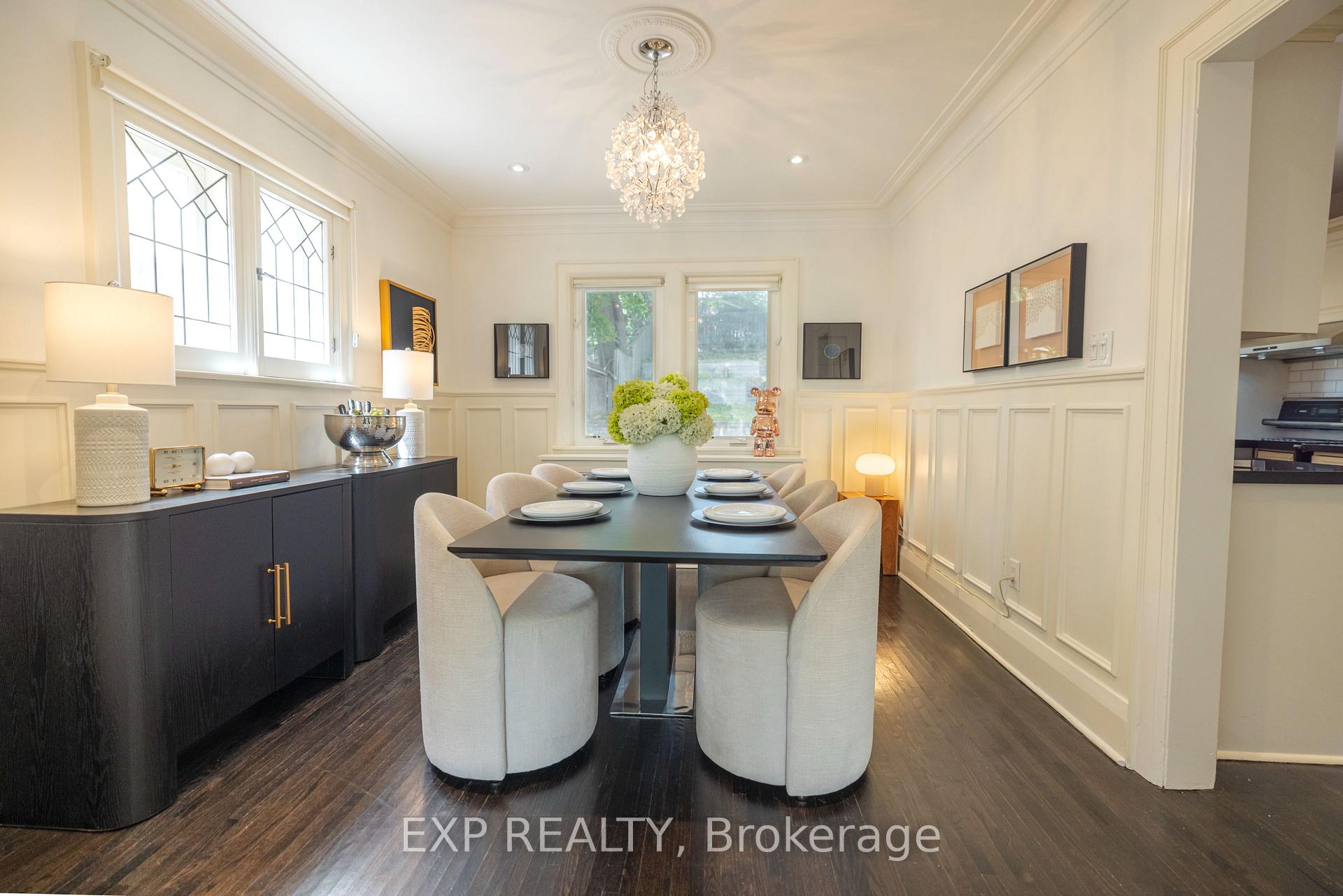 Photo 5 of 86 Willowbank Boulevard, Toronto, Lawrence Park South — HOMEH