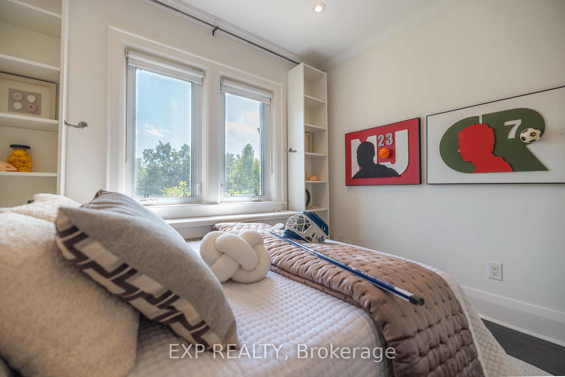 Photo 15 of 86 Willowbank Boulevard, Toronto, Lawrence Park South — HOMEH