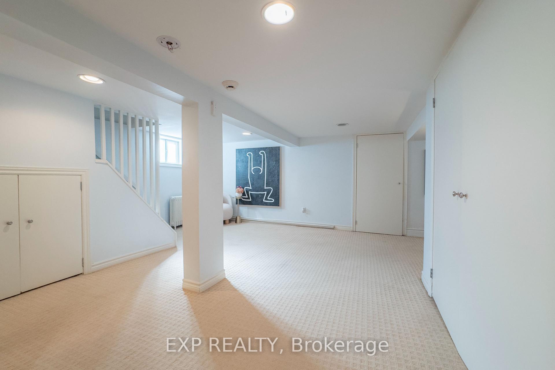 Photo 19 of 86 Willowbank Boulevard, Toronto, Lawrence Park South — HOMEH