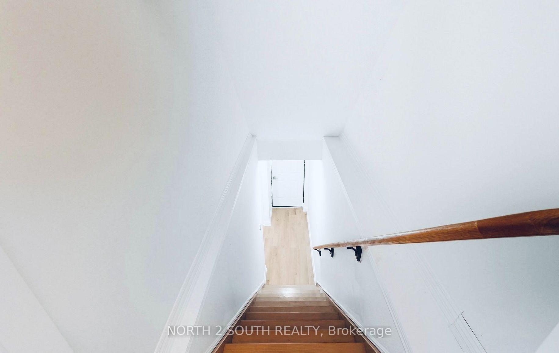 Photo 3 of Unit Lower, 8101 Brookside Drive, Niagara Falls, Ascot — HOMEH