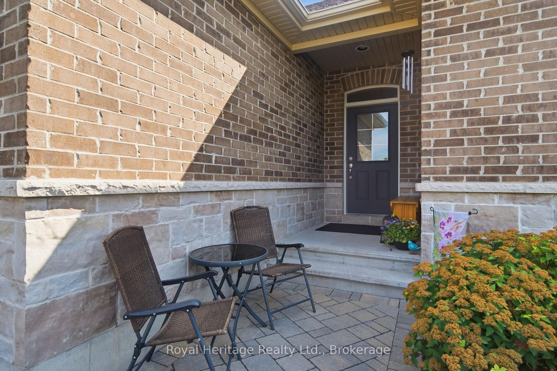 Photo 2 of 46 Stonecrest Boulevard, Quinte West, Sidney Ward — HOMEH