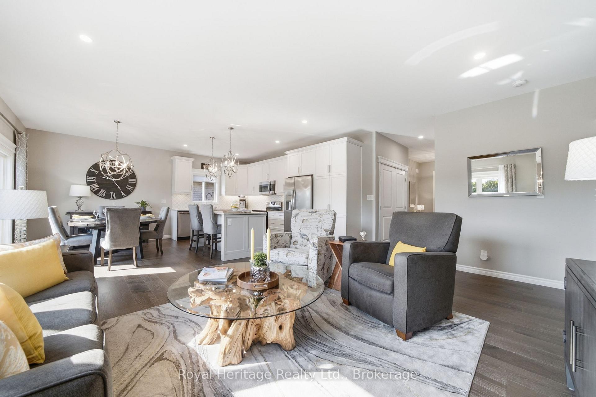 Photo 5 of 46 Stonecrest Boulevard, Quinte West, Sidney Ward — HOMEH