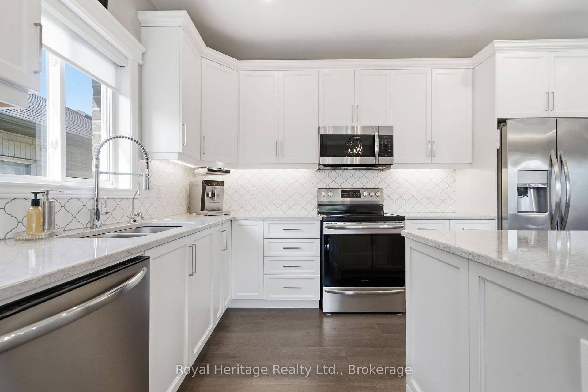 Photo 11 of 46 Stonecrest Boulevard, Quinte West, Sidney Ward — HOMEH