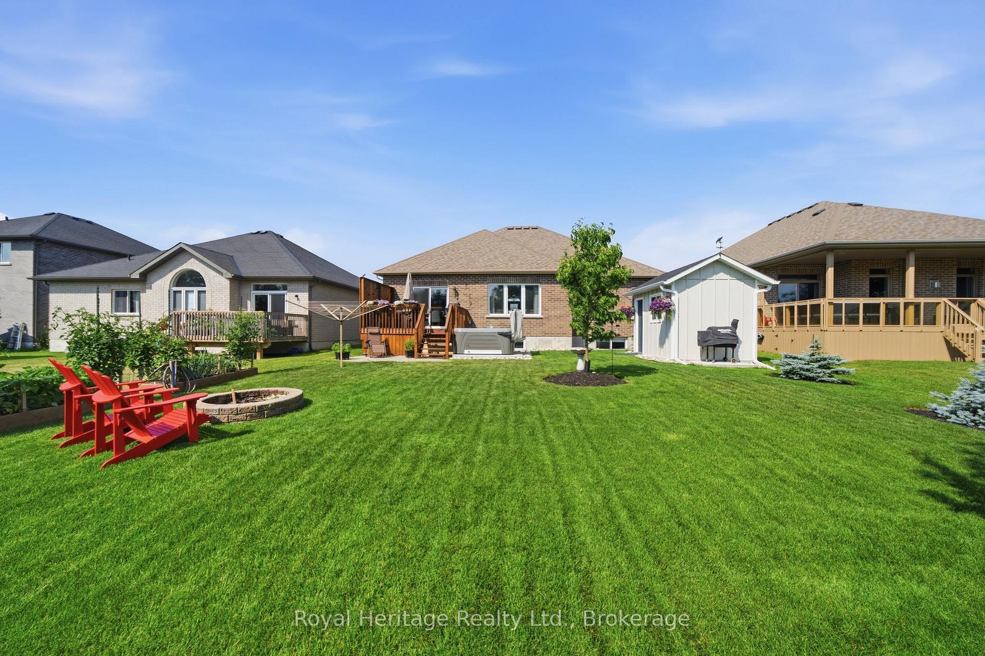 Photo 42 of 46 Stonecrest Boulevard, Quinte West, Sidney Ward — HOMEH