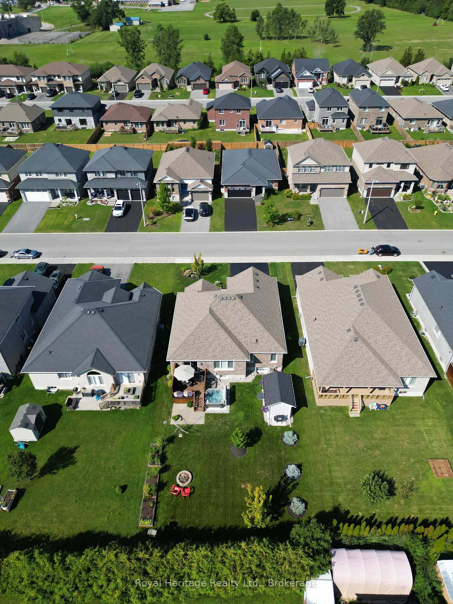 Photo 44 of 46 Stonecrest Boulevard, Quinte West, Sidney Ward — HOMEH
