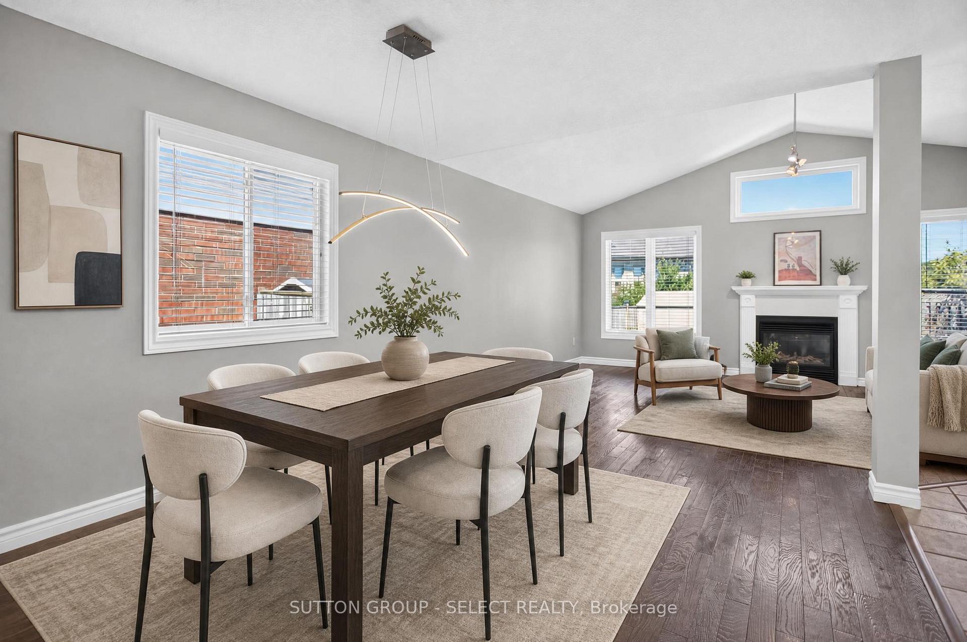 Photo 6 of 1647 Bayswater Crescent, London, North E — HOMEH