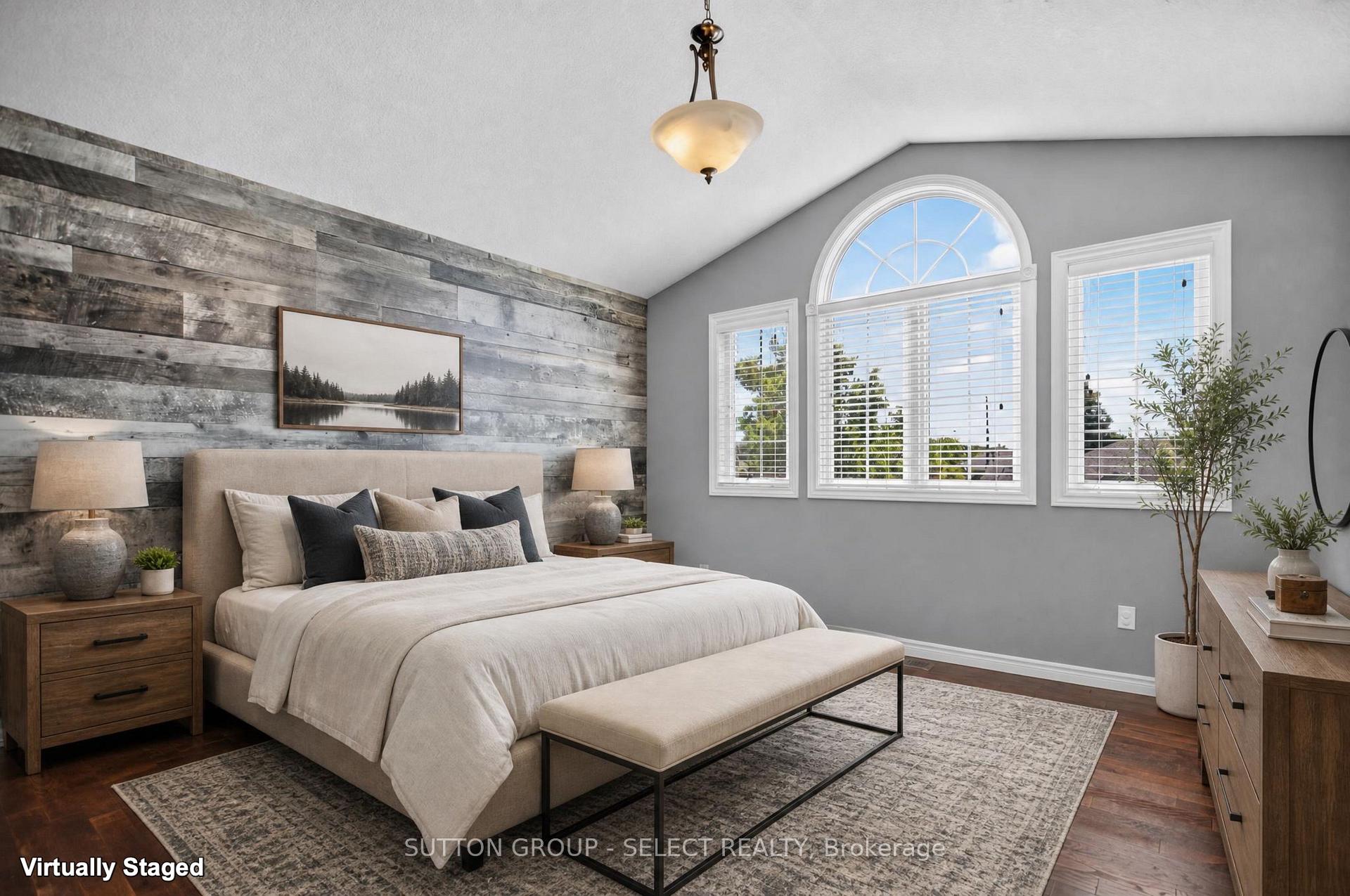 Photo 18 of 1647 Bayswater Crescent, London, North E — HOMEH