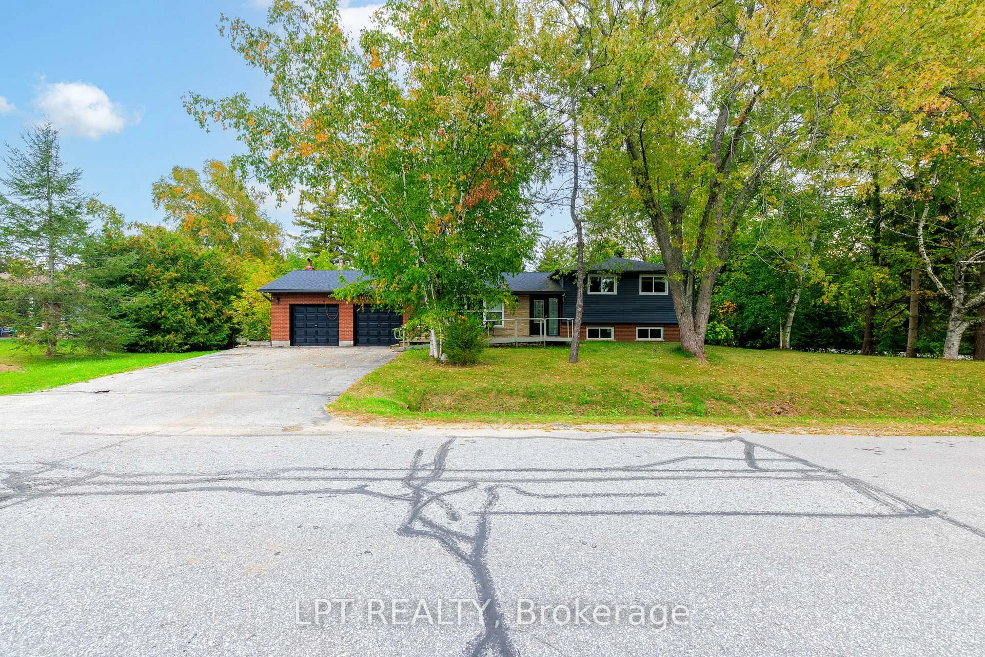 Photo 29 of 65 George Road, Georgina, Sutton & Jackson's Point — HOMEH