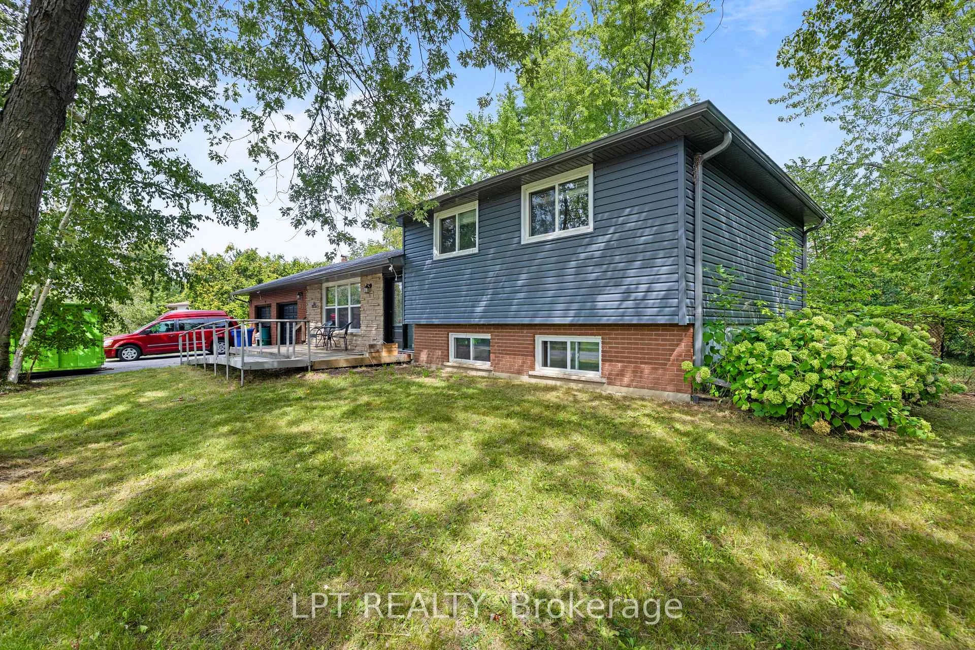 Photo 30 of 65 George Road, Georgina, Sutton & Jackson's Point — HOMEH