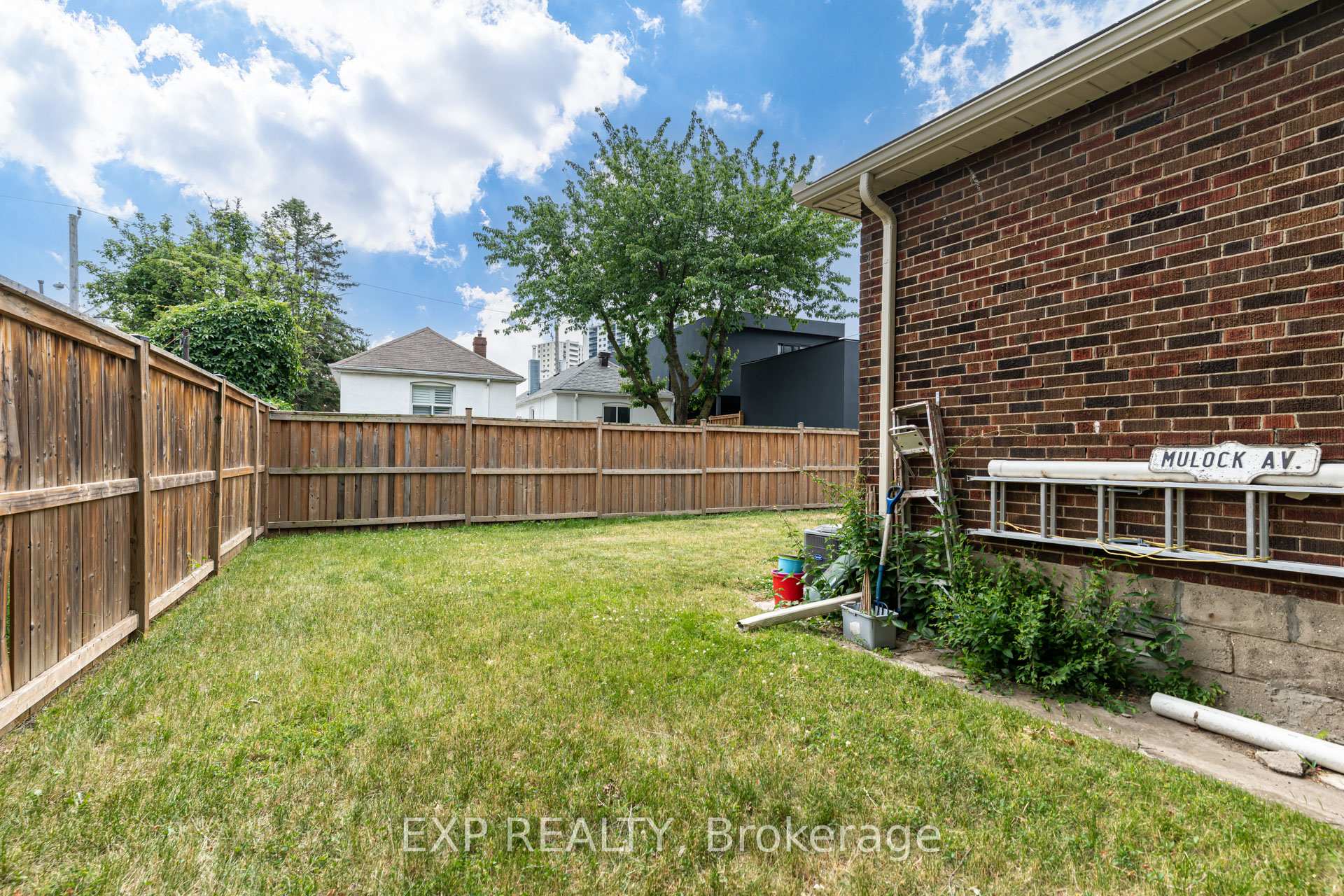 Photo 16 of 5 Laxis Avenue, North York, Mount Dennis — HOMEH