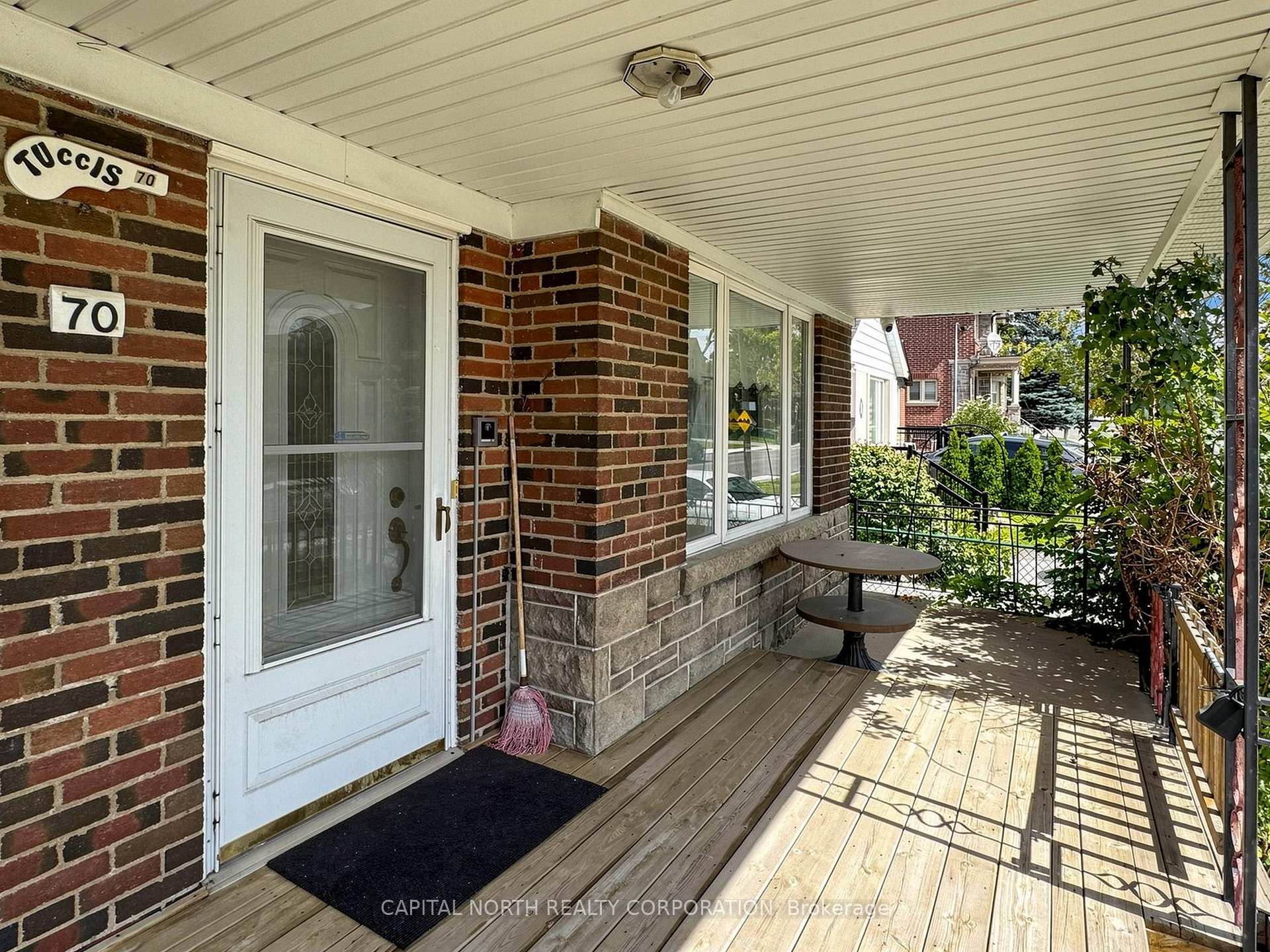 Photo 5 of 70 Beechborough Avenue, North York, Beechborough-Greenbrook — HOMEH