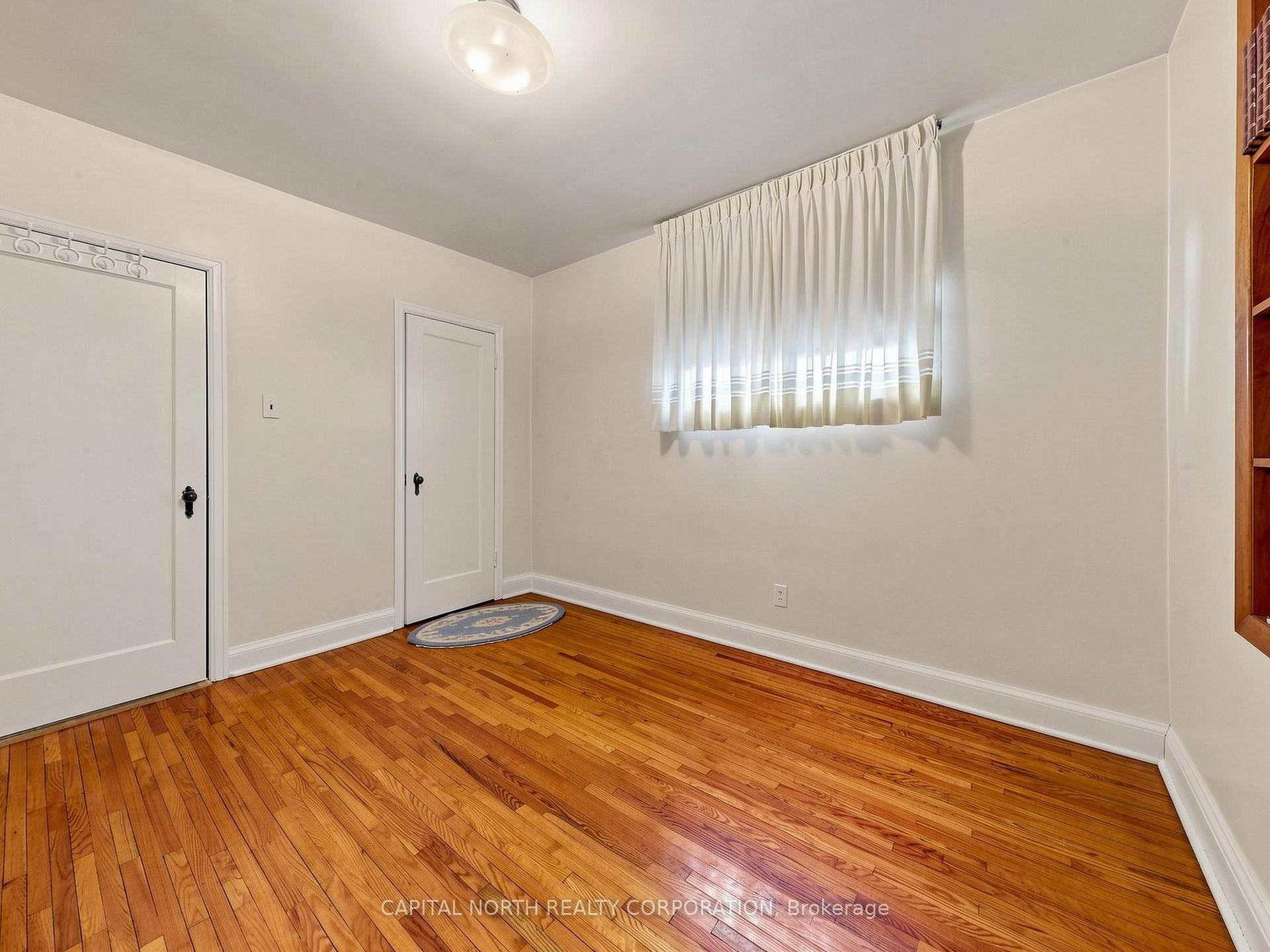 Photo 18 of 70 Beechborough Avenue, North York, Beechborough-Greenbrook — HOMEH