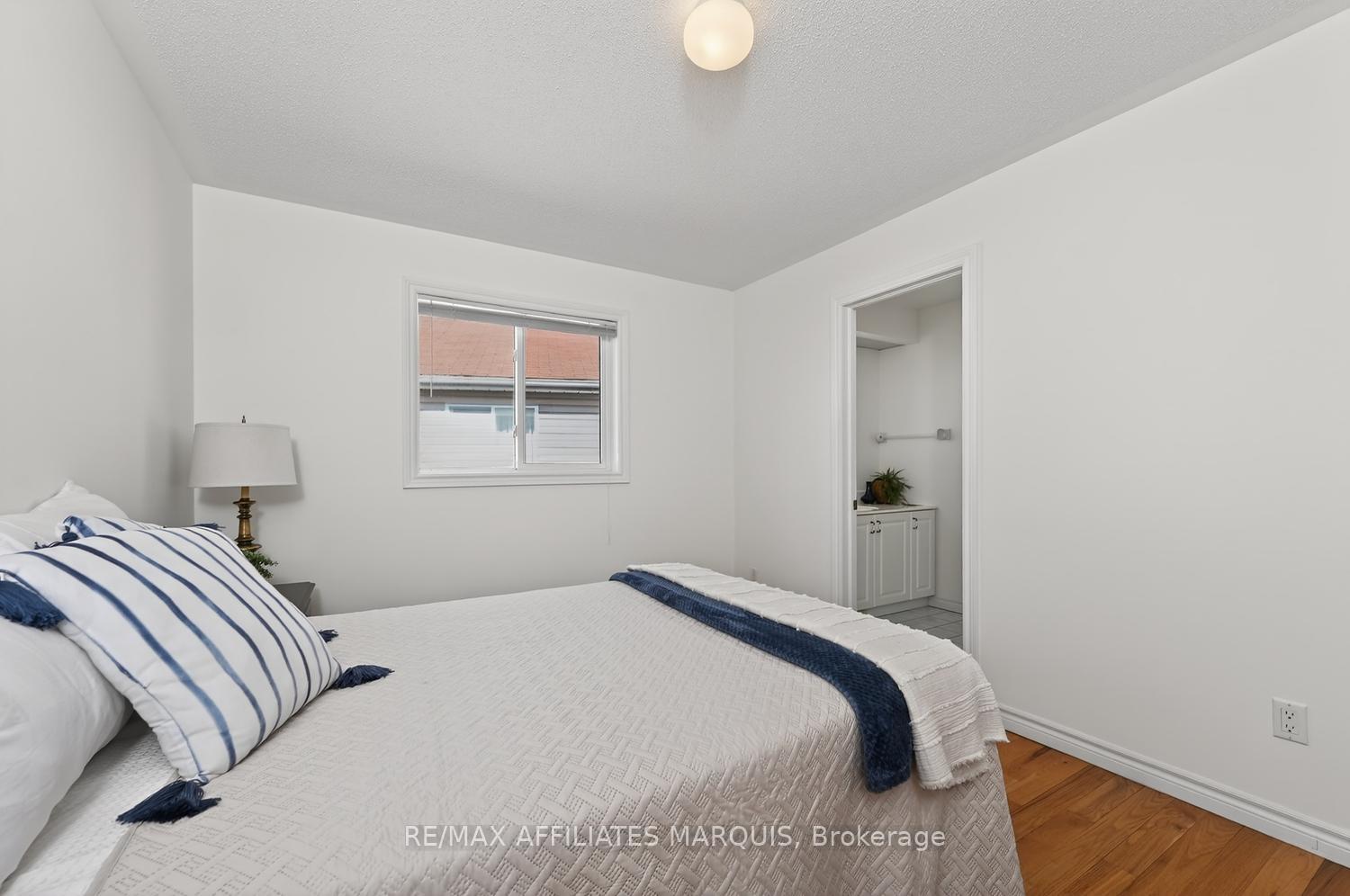Photo 27 of 11 Decaria Boulevard, Perth, Perth — HOMEH