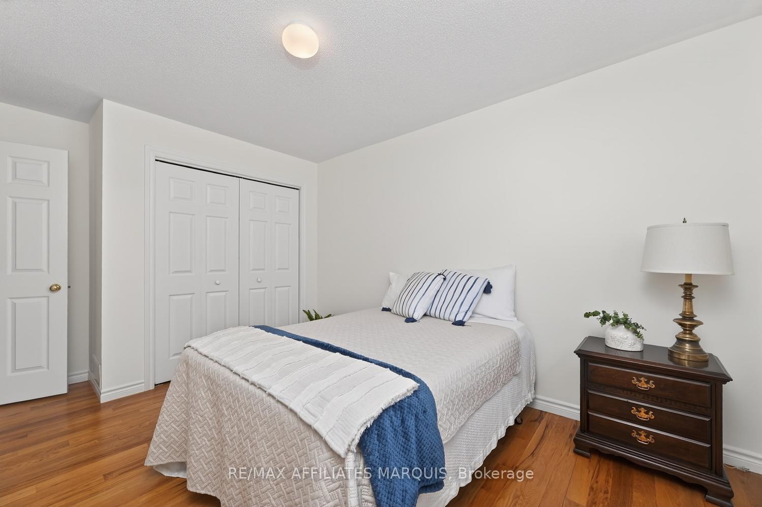 Photo 28 of 11 Decaria Boulevard, Perth, Perth — HOMEH