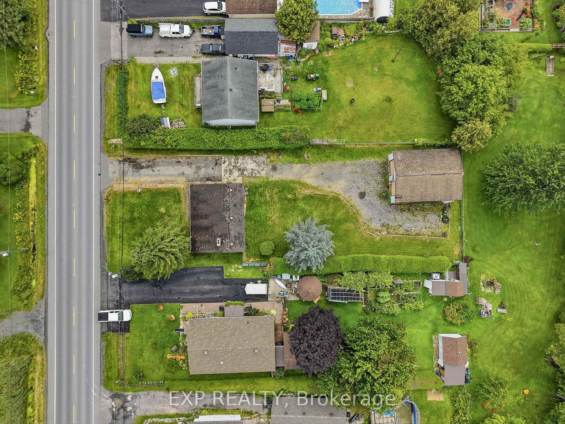 Photo 21 of 2498 Mer Bleue Road, Ottawa, Mer Bleue/Bradley Estates/Anderson Park — HOMEH