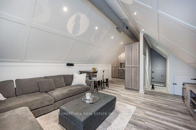 Photo 8 of Unit Upper Level, 2225 Otami Trail, Mississauga, Sheridan — HOMEH
