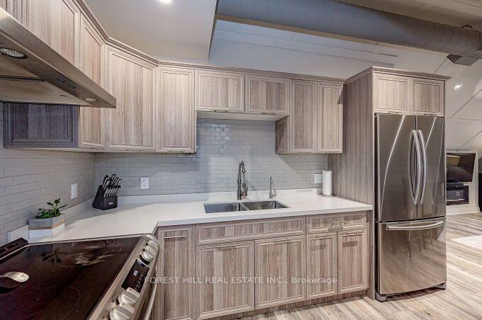 Photo 11 of Unit Upper Level, 2225 Otami Trail, Mississauga, Sheridan — HOMEH