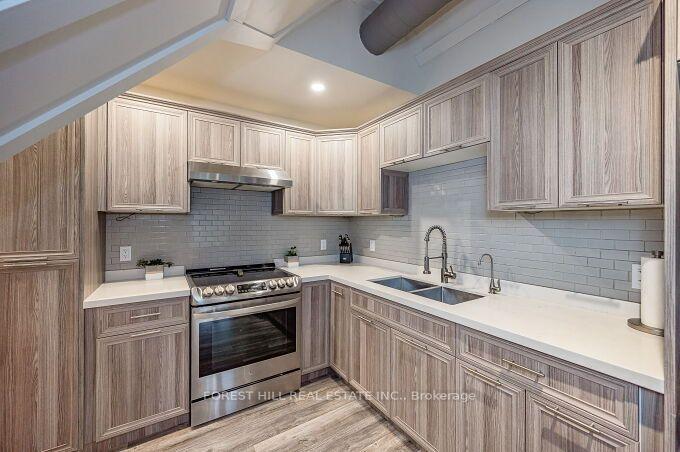 Photo 12 of Unit Upper Level, 2225 Otami Trail, Mississauga, Sheridan — HOMEH