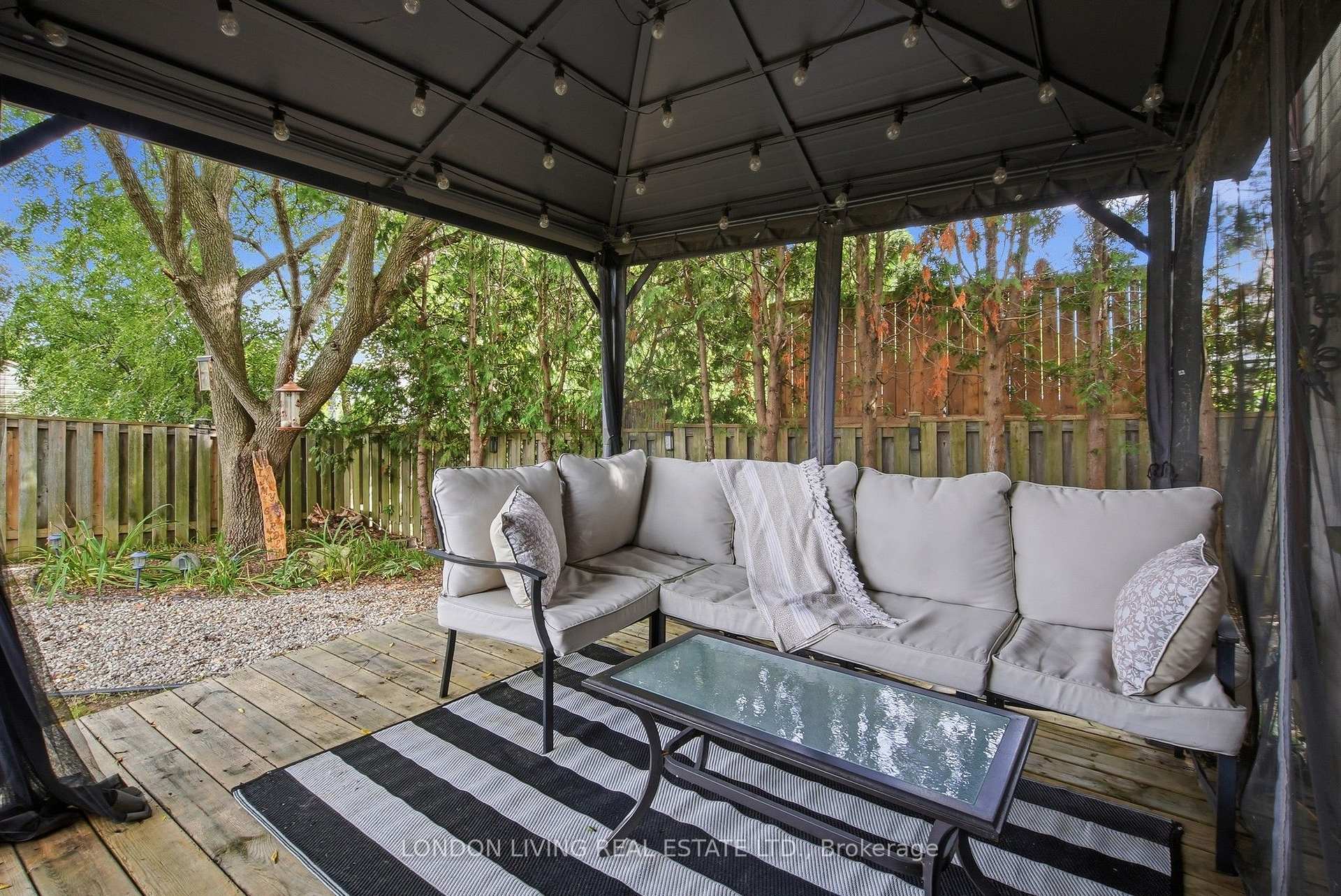Photo 36 of 704 Homeview Road, London, South Q — HOMEH