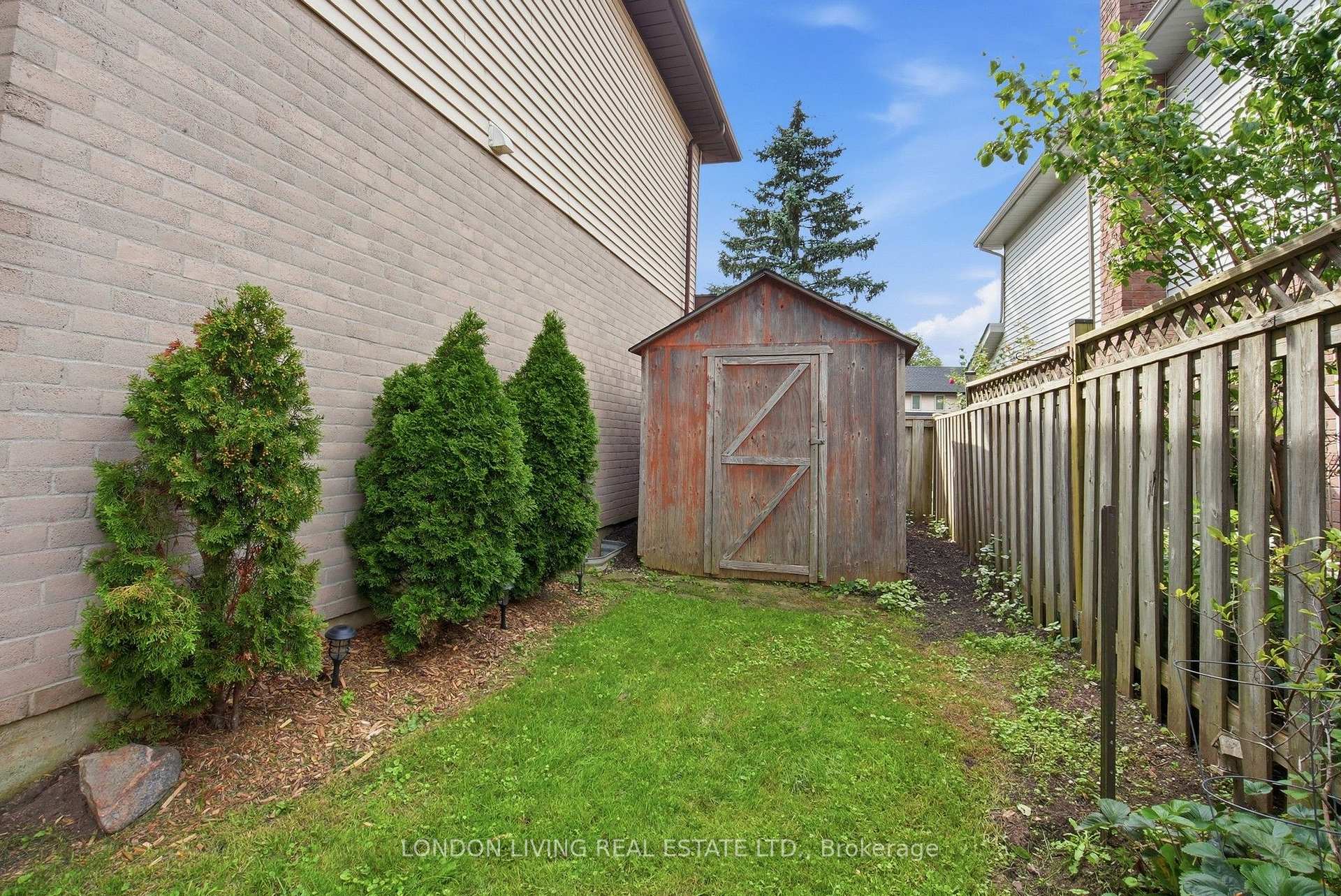 Photo 42 of 704 Homeview Road, London, South Q — HOMEH