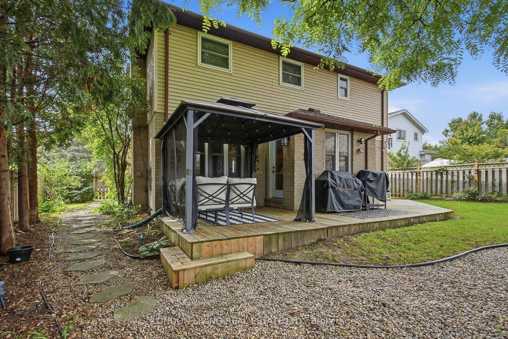 Photo 45 of 704 Homeview Road, London, South Q — HOMEH