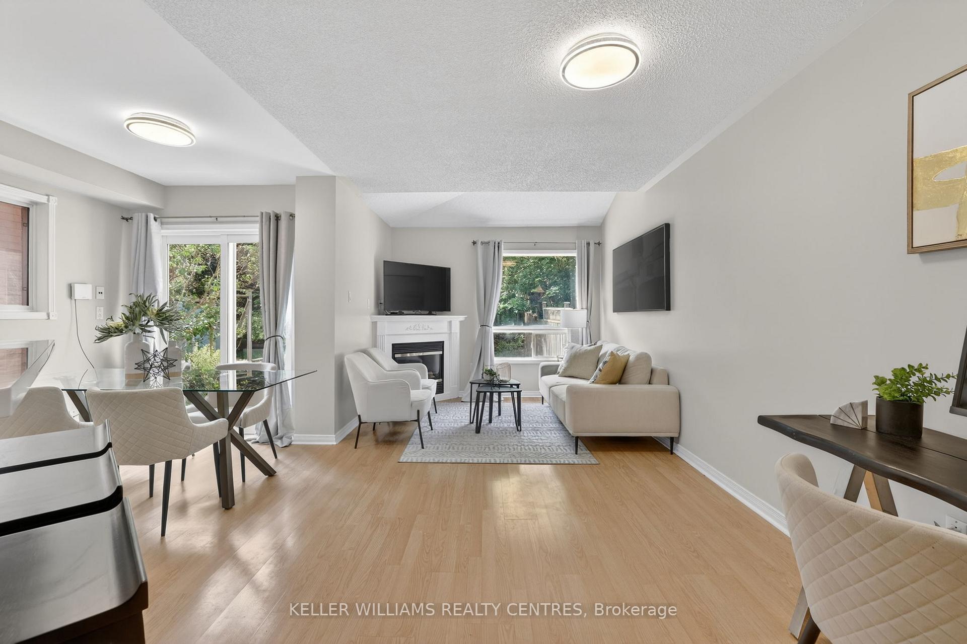 Photo 15 of 120 Woodroof Crescent, Aurora, Bayview Wellington — HOMEH